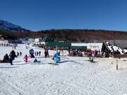Kinderkarussell im Skigebiet Savin Kuk