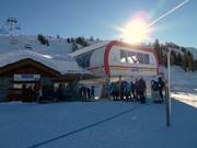 Arpette - 6er Hochgeschwindigkeits-Sesselbahn (kuppelbar)