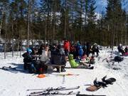 Bei schönem Wetter sitzt man in der Sonne