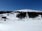 Blick über das Skigebiet Dundret Lapland