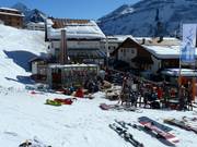 Schirmbar an der Talstation Ugabahn