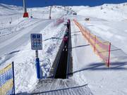 Öffentlich zugängliches Förderband an der Bergstation