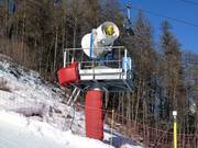 Schneekanone im Skigebiet