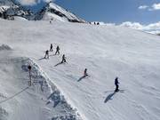 Eine der vielen Skikurse im Skigebiet