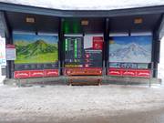 Detaillierte Informationstafel an der Talstation
