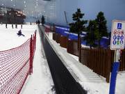 Eines der Förderbänder in der Skihalle Ski Dubai
