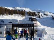 Höllspitzbahn - 4er Hochgeschwindigkeits-Sesselbahn (kuppelbar) mit Abdeckhauben