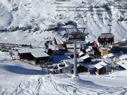 Übungshangbahn - 6er Hochgeschwindigkeits-Sesselbahn (kuppelbar) mit Abdeckhauben und Sitzheizung