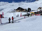Tipp für die Kleinen  - Kinderland Salastrains der Schweizer Skischule St. Moritz