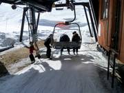 Das Personal hilft immer beim Einsteigen