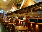 Ansprechende Bar im Restaurant Ice Mountain