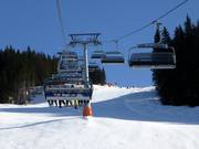 Magic 6er - 6er Hochgeschwindigkeits-Sesselbahn (kuppelbar) mit Abdeckhauben und Sitzheizung