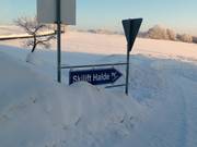 Hinweisschild zum Skigebiet Halde