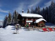 Genussspecht-Wirt Quellbodenhütte auf der Planai