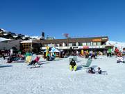 Après-Ski im Sonnenstuhl in Sestrière