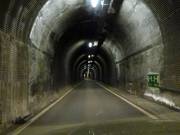 Der einspurige Tunnel von der Schweiz