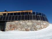 Nutzung von Sonnenenergie an der P3 Lounge