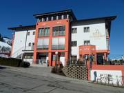 Der Schweizerhof an der Talstation Hahnenkammbahn