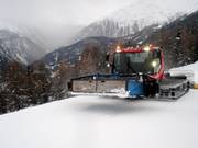 Die Piste wird frisch präpariert.