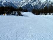 Die rote Piste 77 nach Sansicario