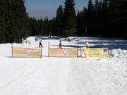 Sehr gute Warnung vor der Übungspiste