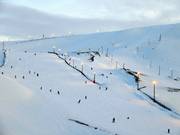 Leichte Piste mit Snowpark
