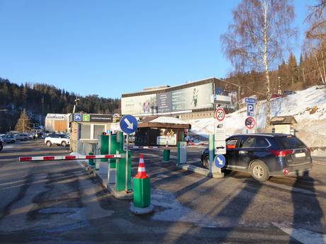 Königgrätzer Region (Královéhradecký kraj): Anfahrt in Skigebiete und Parken an Skigebieten – Anfahrt, Parken Černá hora – Janské Lázně