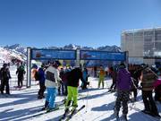 Elektronische Informationen beim Einstieg an den Skiliften