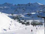 TOP Wurmkogl I - 4er Hochgeschwindigkeits-Sesselbahn (kuppelbar) mit Abdeckhauben