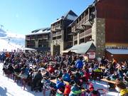 Gemütliches Après-Ski in Peyresourde Village