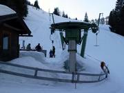 Sattelkurvenlift - Schlepplift mit T-Bügel/Anker