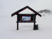 Einzige Pisteninformation an der Bergstation der Sechsersesselbahn