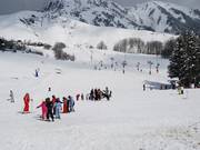Skischulen am Übungshang in La Chal