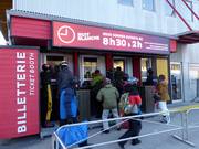 Gepflegter Kassenbereich im Skigebiet Bromont