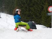 Tipp für die Kleinen  - TÜV geprüfte und beleuchtete Rodelbahn