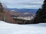 Blick auf die Unterkünfte rund um die Talstation