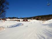 Leichte Piste im Skigebiet Velká Úpa