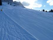 Perfekt präparierte Piste im Skigebiet Carezza
