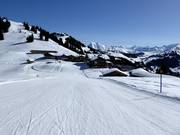 Blick auf die Hotels Hornfluh und Hornberg