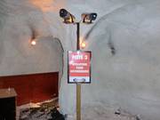 Information im Tunnel zu Piste 3