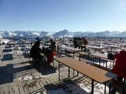 Herrlicher Blick von der Terrasse des SB-Panoramarestaurants