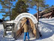 TR3 Rullband Tandådalstorget - Förderband/Zauberteppich mit Überdachung