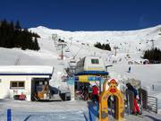 Rastbahn - 4er Sesselbahn fix geklemmt