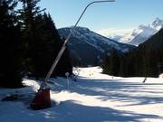 Lanzenbeschneiung im Skigebiet