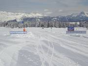 Start der 5,5 km langen, sehr leichten Verbindungspiste zwischen dem Mont Bisanne und Crest Voland