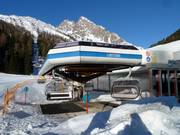 Punta Ces - 4er Hochgeschwindigkeits-Sesselbahn (kuppelbar) mit Abdeckhauben