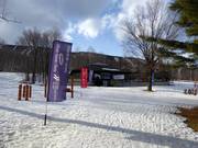 Kinderskischule mit Daycare an der Talstation Mont-Sainte-Anne