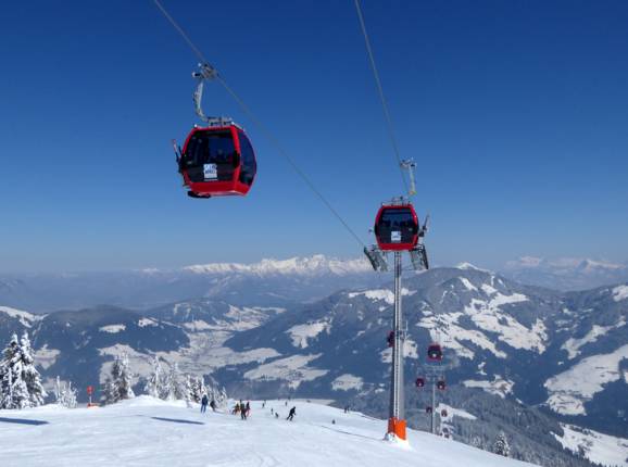 Schatzbergbahn - 8er Gondelbahn (Ein-Seil-Umlaufbahn)
