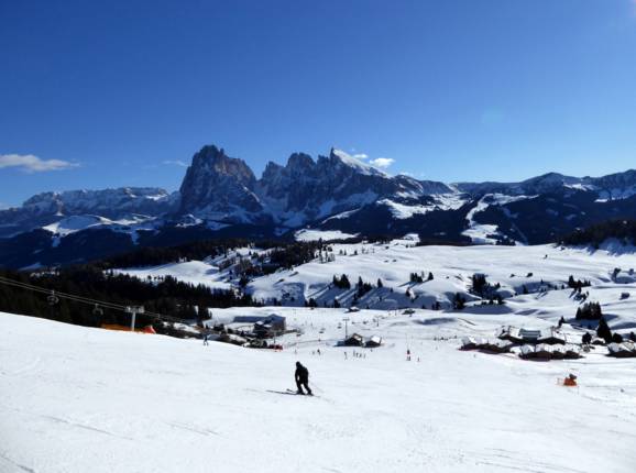 Herrliches Panorama an der Sesselbahn Mezdi auf der Seiser Alm