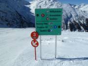 Klare Ausschilderung im Skigebiet